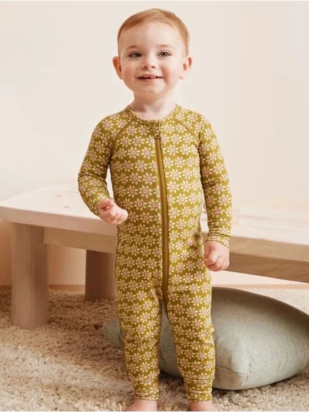 HANNA ANDERSSON HannaSoft Stretch Sleeper - Sweet Daisies - 6-12 Months